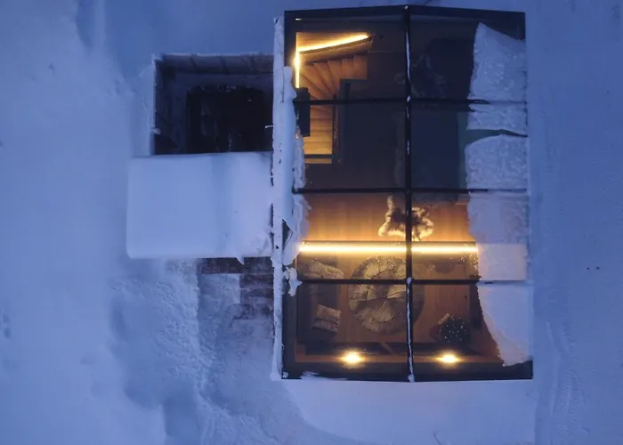 Villa Lapland Luxury Igloos B *