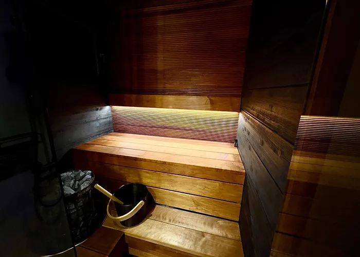 Lapland Luxury Igloos B